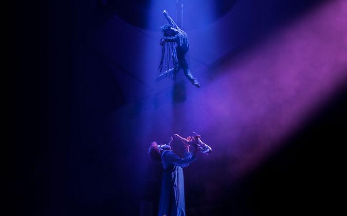 Two70 Acrobacias