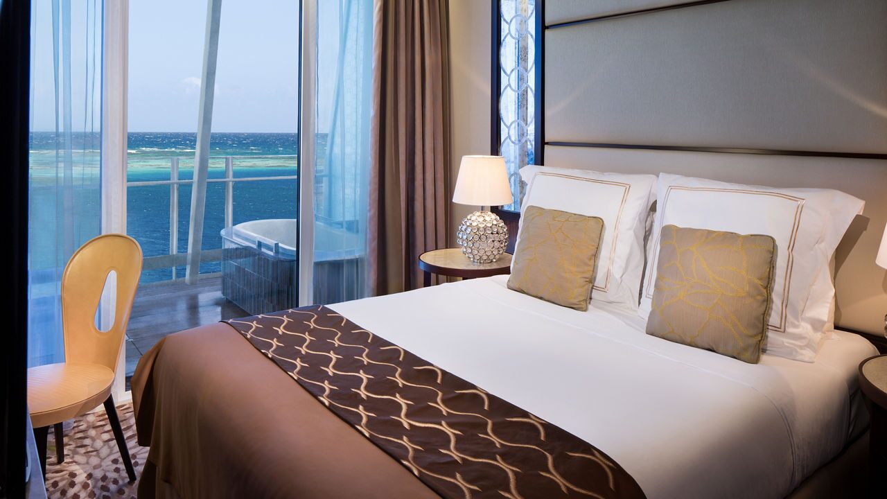 2283-signature-gallery-1-rooms-suites (1)