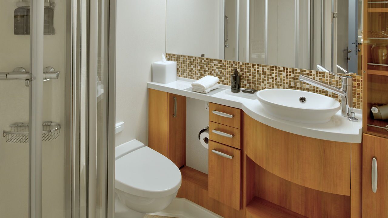 equinox-veranda-bathroom-2560x1440 (1)